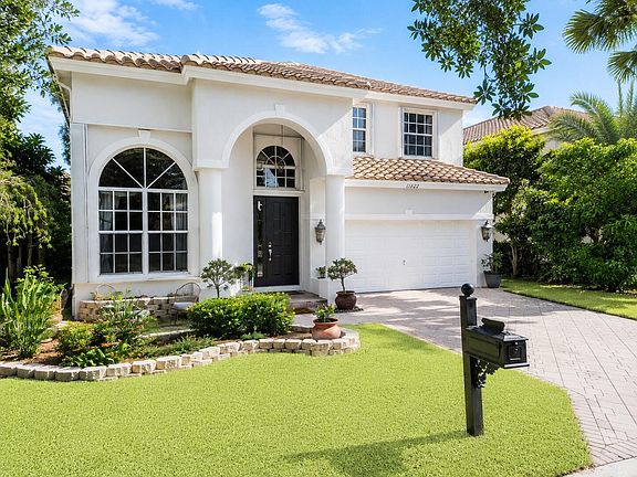 3rd image of 11622 NW 13TH Manor