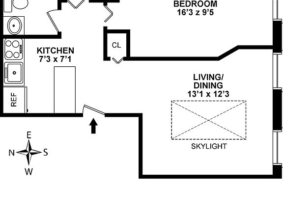 2nd image of 315 E 14th St APT 5A