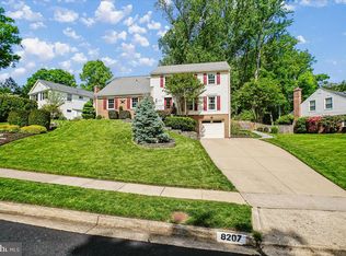 8207 Toll House Rd, Annandale, VA 22003