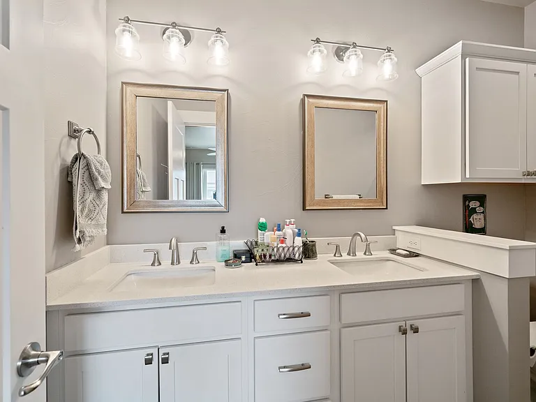 3083 Lori Ln — Photo 24