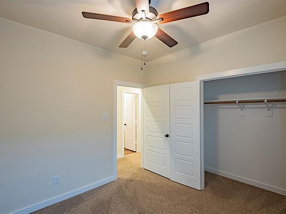 3rd image of 645 Blackland Dr #645