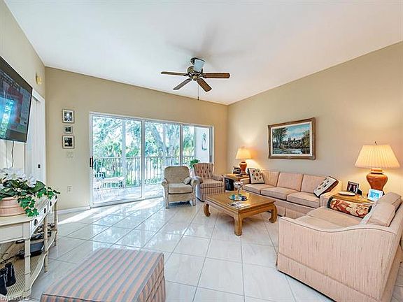 2nd image of 422 Sugar Pine Ln #422