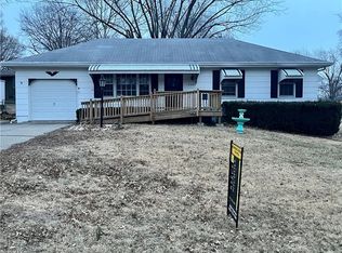 4305 S Pleasant St, Independence, MO 64055