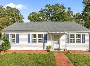 1932 Dogwood St, Fayetteville, NC 28301