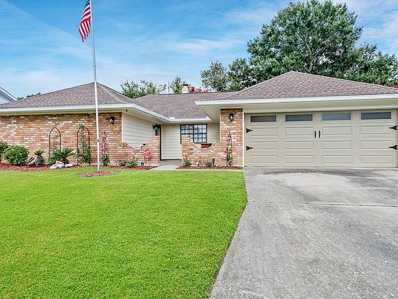 2nd image of 203 Orgeron Dr