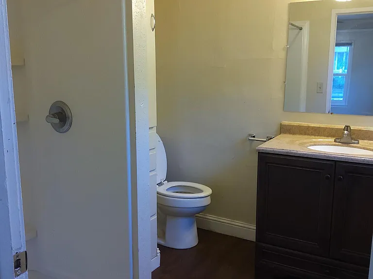 530 Cherry St — Photo 7