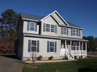 90 Danielles Way, Dowell, MD 20629