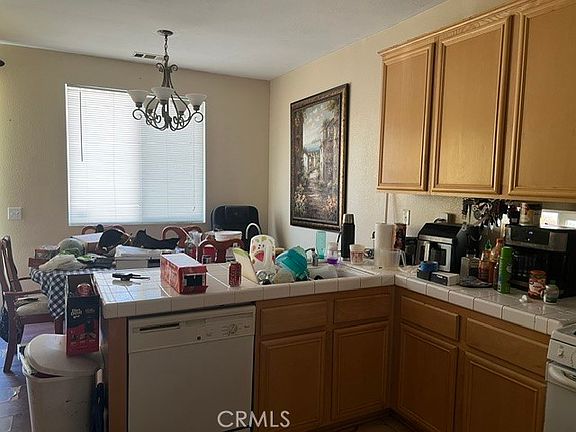 5th image of 14400 Honeyhill St