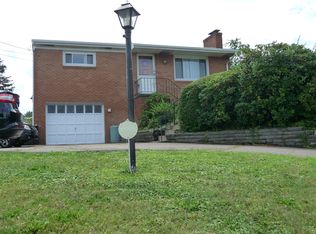 927 McCoy Rd, Mc Kees Rocks, PA 15136