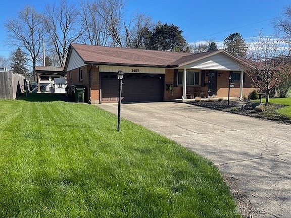 2nd image of 1457 Lynnfield Dr