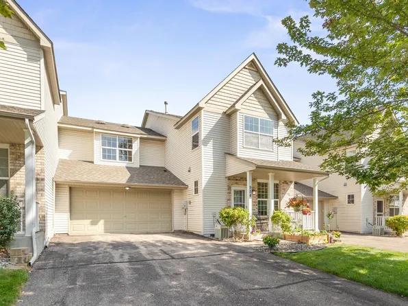954 Conner St, Chaska, MN 55318