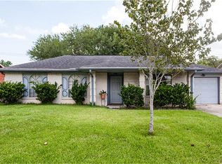 508 Dixie Dr, League City, TX 77573