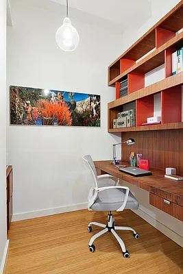 Sold by Compass | media 18