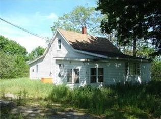 372 E Ridge Rd, Dennysville, ME 04628