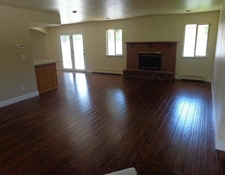 3rd image of 2049 Conestoga Dr