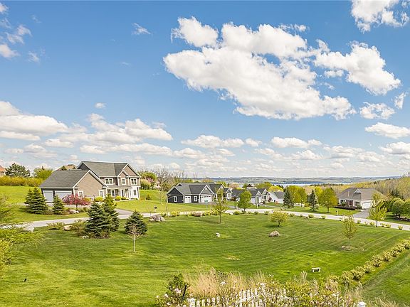 3rd image of 4996 Crescent Cir Lot 14