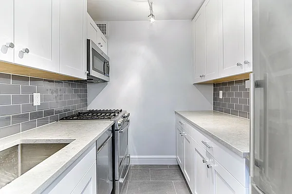 Sold by ACP Realty Group, Inc. | media 4