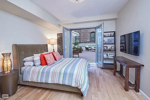 Sold by Brown Harris Stevens | media 26