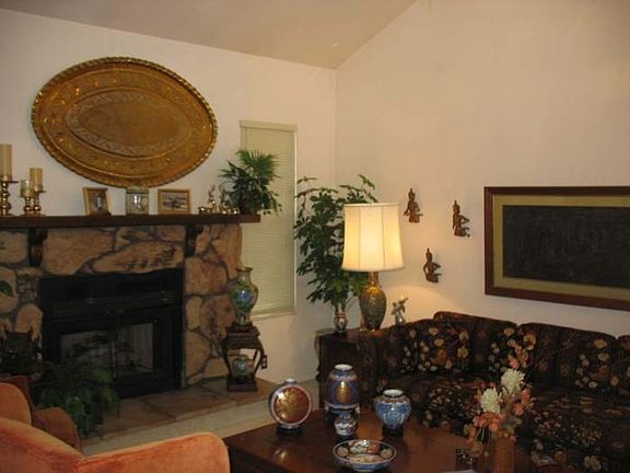 4th image of 2542 W Central Park Cir