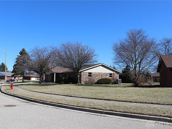 4th image of 433 Edgebrook Ave