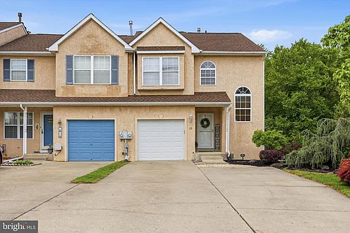 12 Timbercrest Dr Photo 1