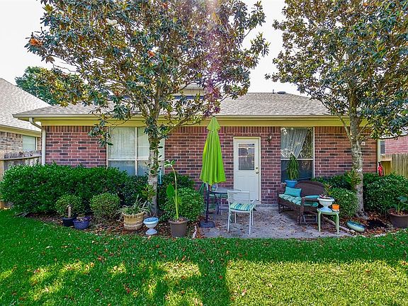 4th image of 2919 Greenvalley Trail Dr