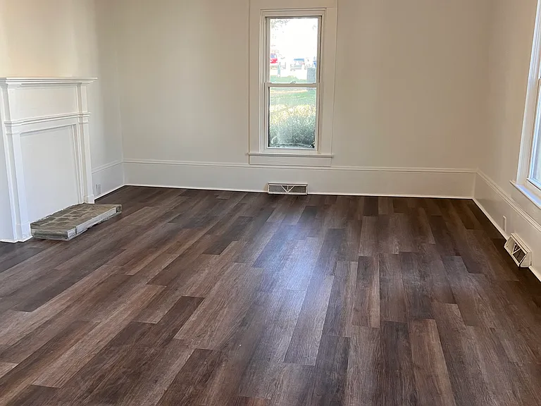 631 N Mulberry St — Photo 18