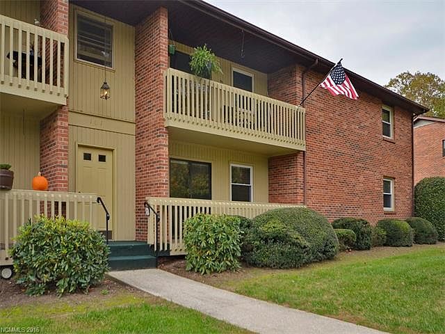 1st image of 101 Oakwood Pl