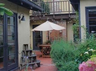 801 Garland Dr, Palo Alto, CA 94303