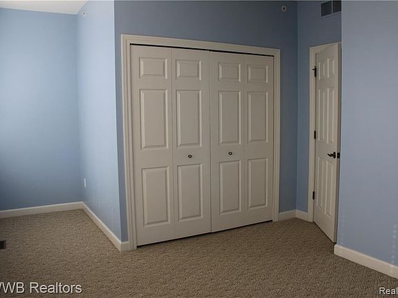Large Bedroom