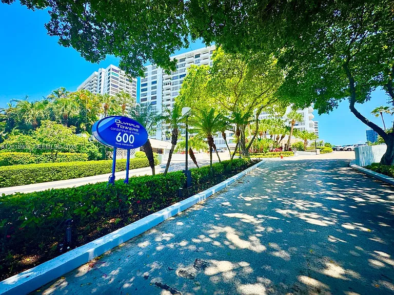 600 Three Islands Blvd #920 — Photo 28