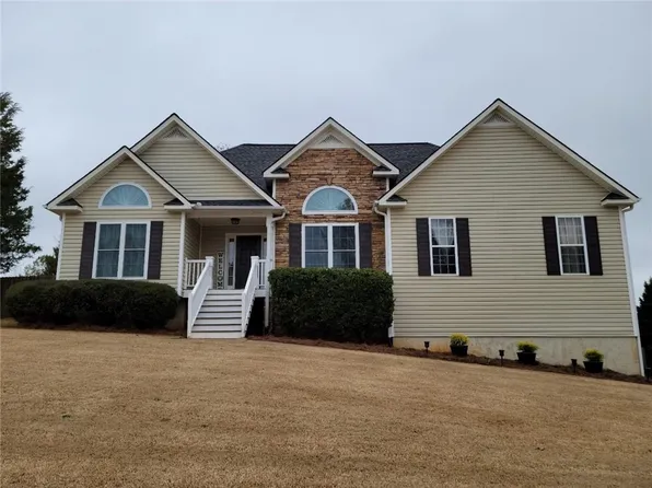 19 Barrington Ln, Hiram, GA 30141