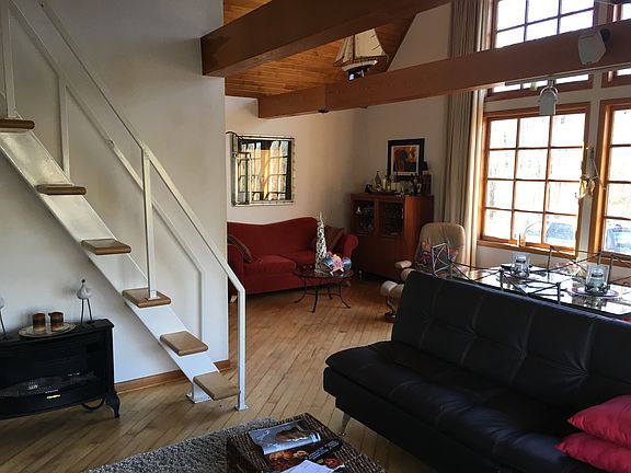 5th image of 11801 Fisher Dr