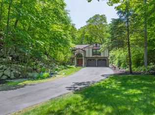 21 Reality Dr, Kinnelon, NJ 07405