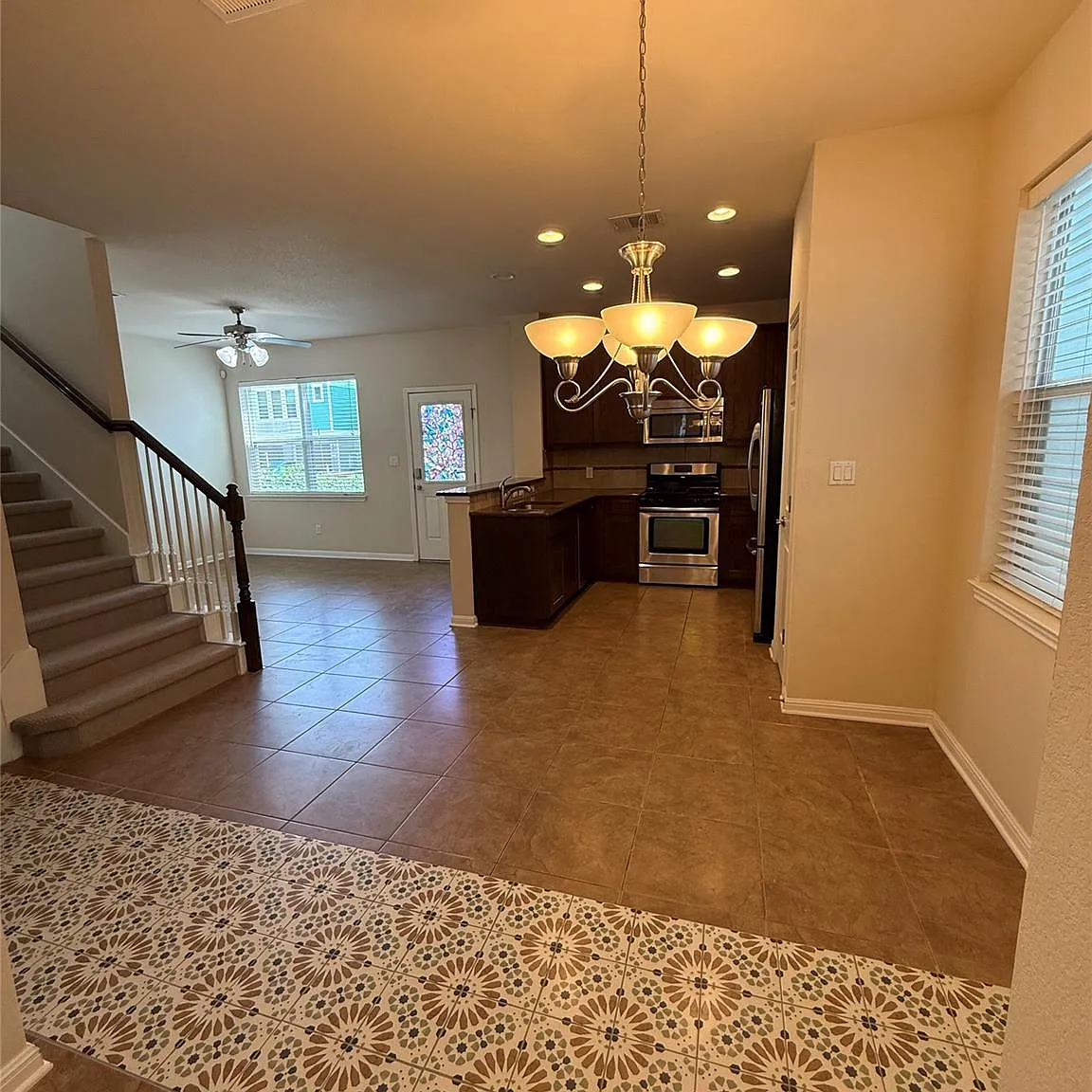 2 bed, 2.0 bath, 1264 sqft, $2,150 — Photo 3