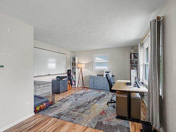 4th image of 108 Shadowood Ln