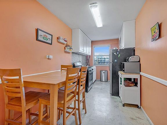 4th image of 3850 Sedgwick Ave APT 7B