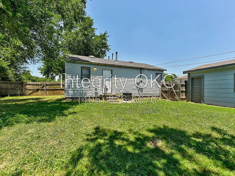 416 Reed Pl — Photo 34