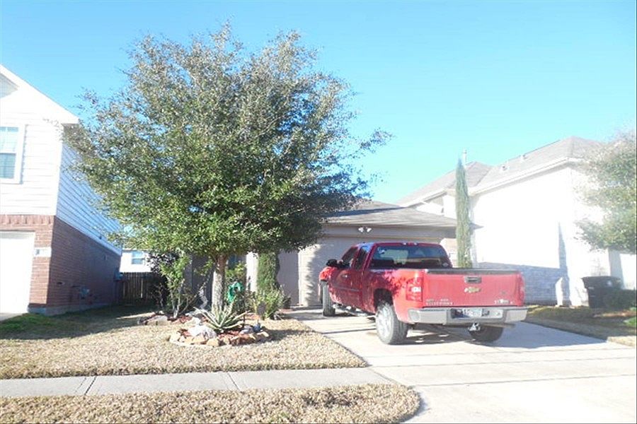 1st image of 10758 Plum Dale Way