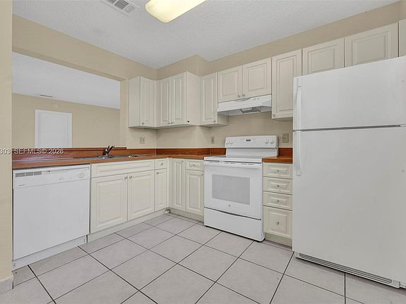 4th image of 12272 Royal Palm Blvd #A-5