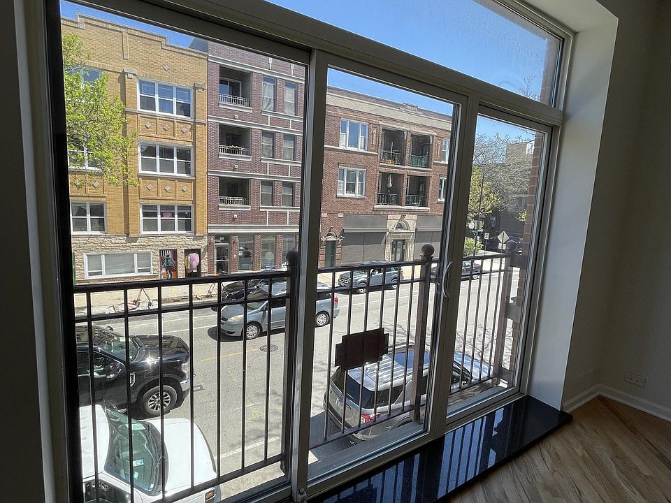1st image of 906 N Damen Ave #908-2F