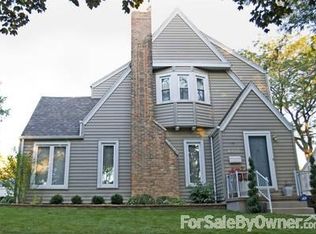 4466 S Burrell St, Milwaukee, WI 53207