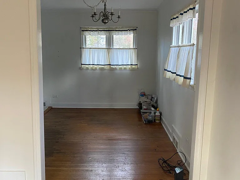 1847 Winston Rd — Photo 9