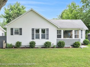 112 Ferry St, Corunna, MI 48817