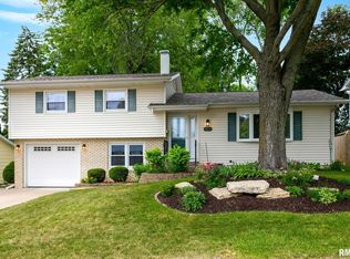 4232 Washington St, Davenport, IA 52806