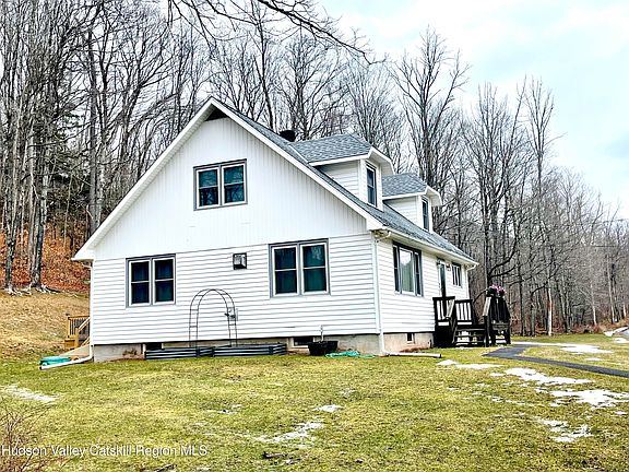 4th image of 265 Scribner Hollow Road