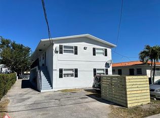 3181 SW 18th St #1, Miami, FL 33145