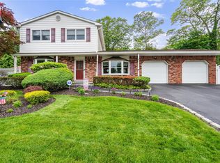 79 Birch St, Lake Grove, NY 11755