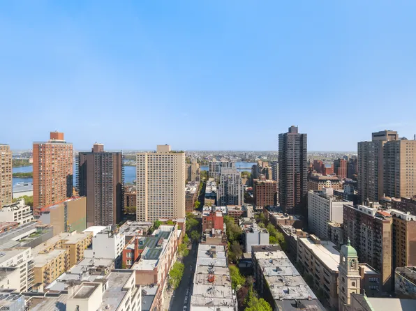 360 East 88th Street image 18 of 23