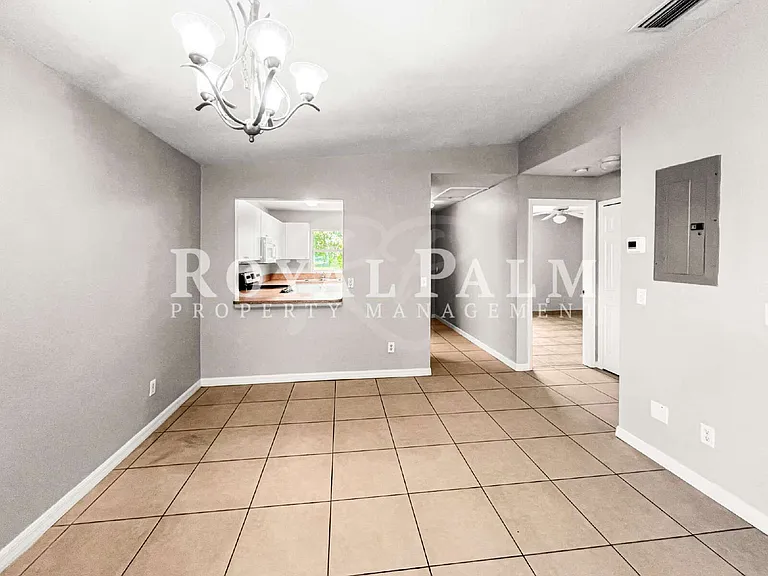 1321 SE 8th Ave #4 — Photo 7